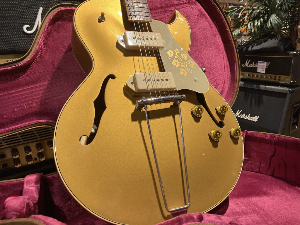 出張買取にて、Gibson 1952 ES-295 Reissue Bullion Gold フルアコを